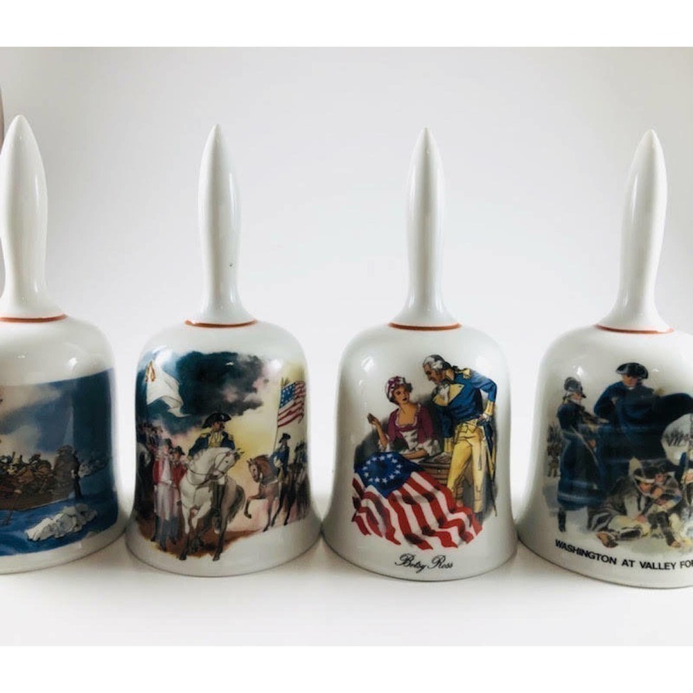 Danbury Mint Porcelain Ringing Bells - US America themed - Picture 4 of 8